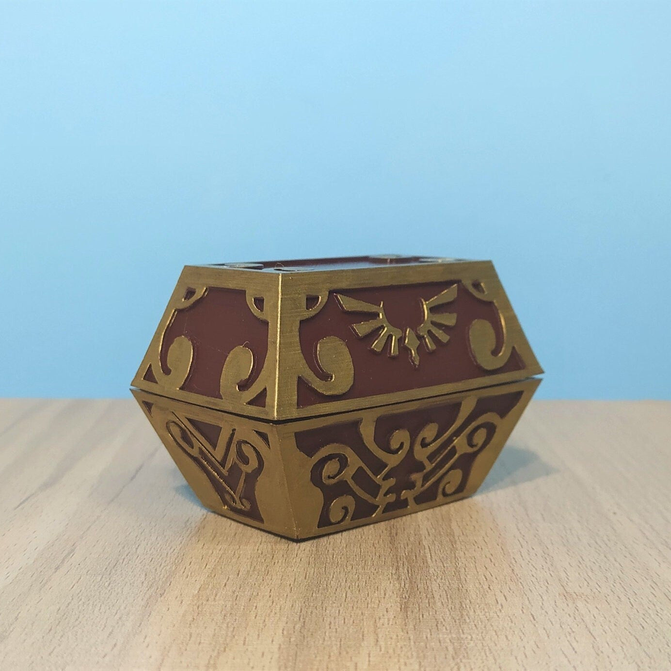 Skyward Sword Treasure Zelda Chest - Customizable Colors
