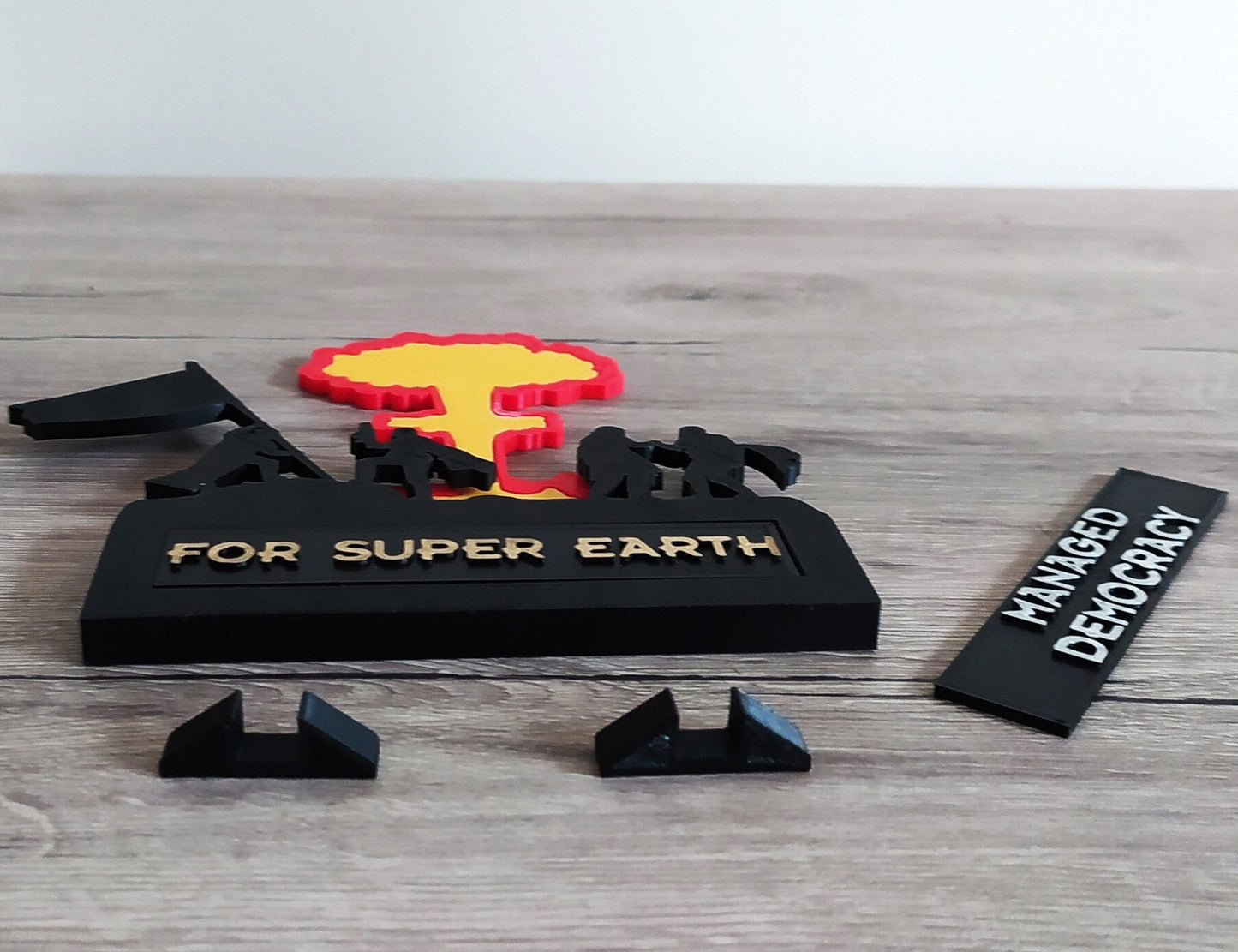 Heroes' Silhouette | Personalised Text