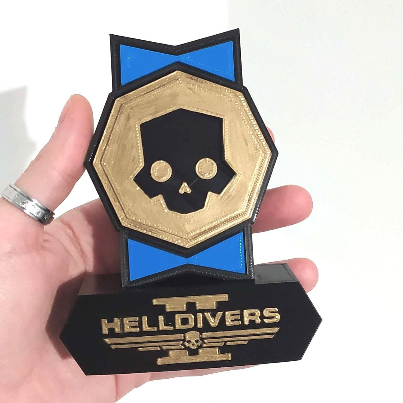 Hell Medal | Diver Decor | Warbond