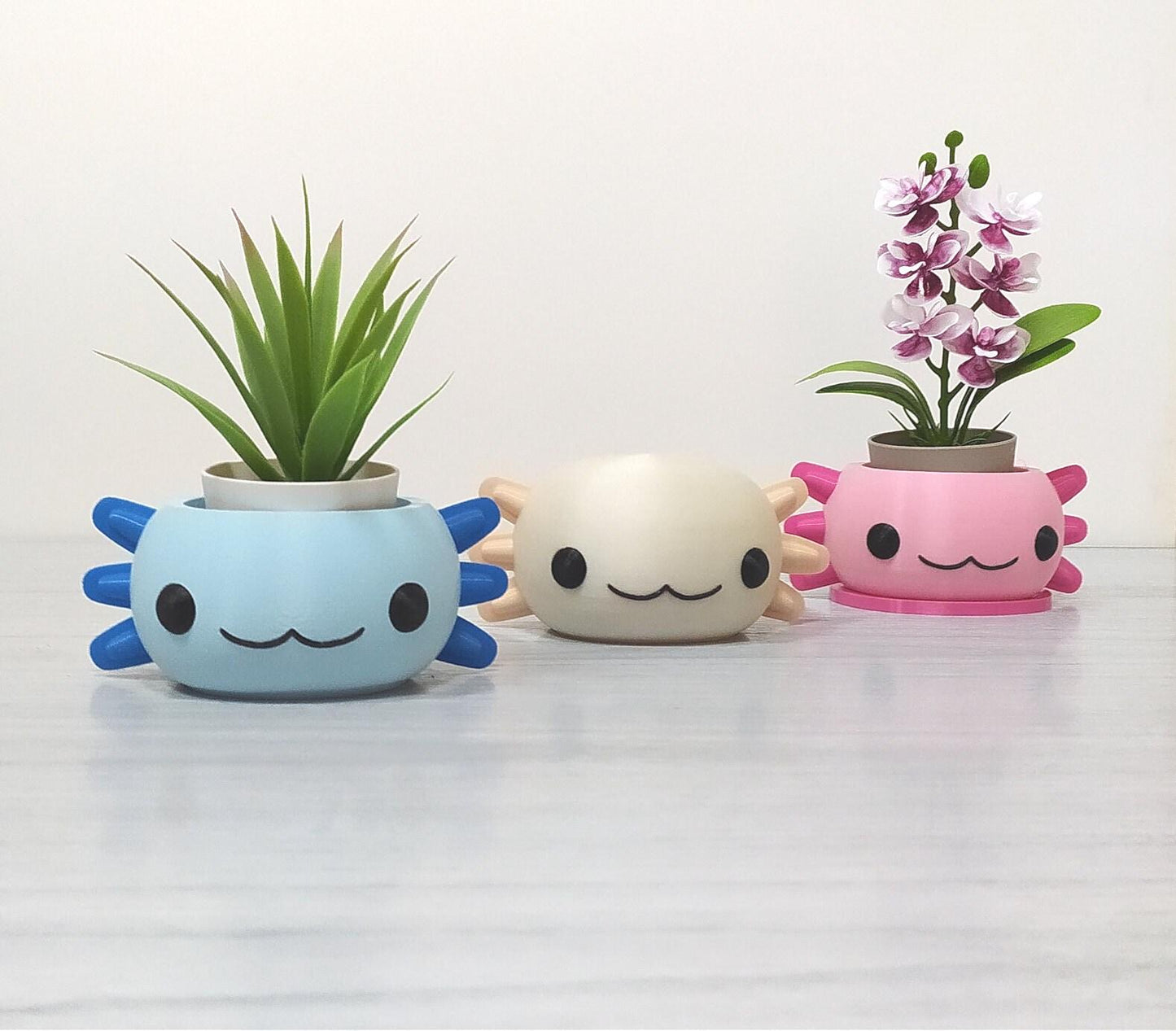 Blue axolotl planter,cute axolotl head figurine and pink axolotl planter with tray, 3D printed desk organizer, 3D Printed cute animal planter